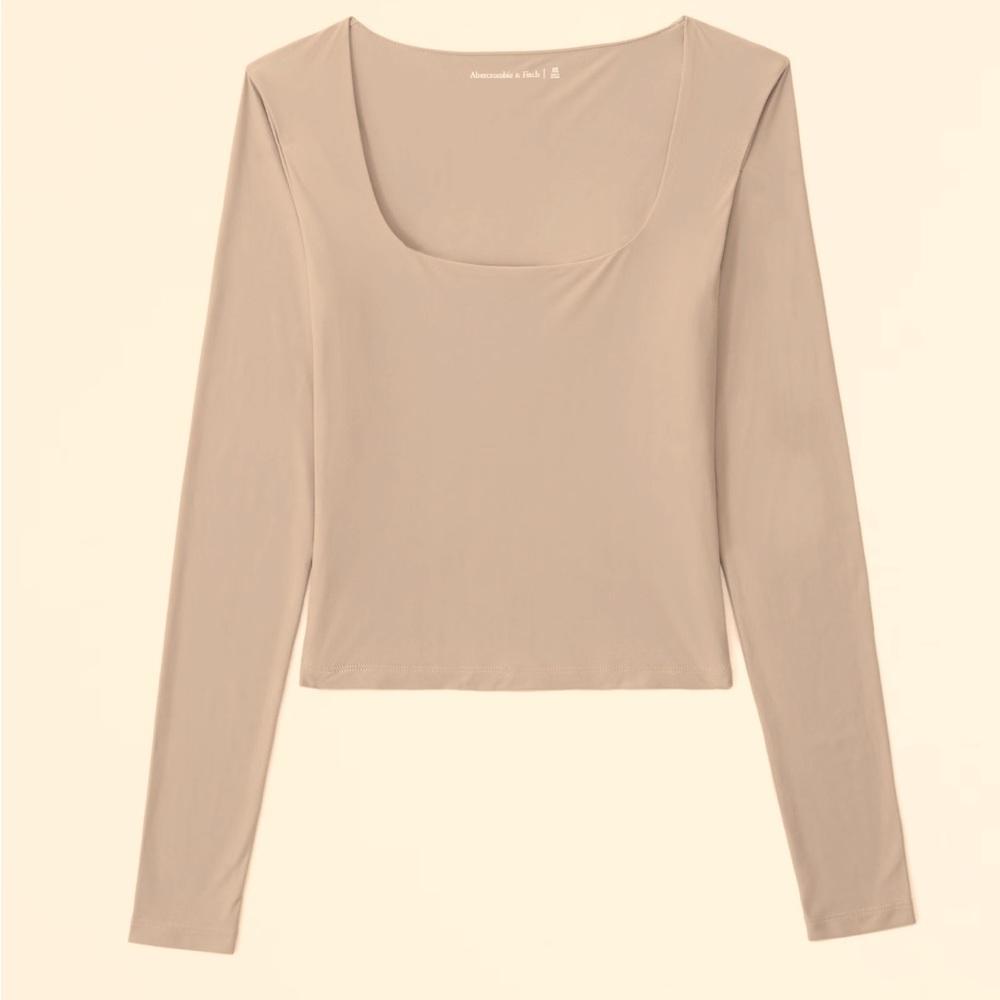 *Abercrombie & Fitch* Soft Matte Seamless Long-Sleeve Squareneck Top